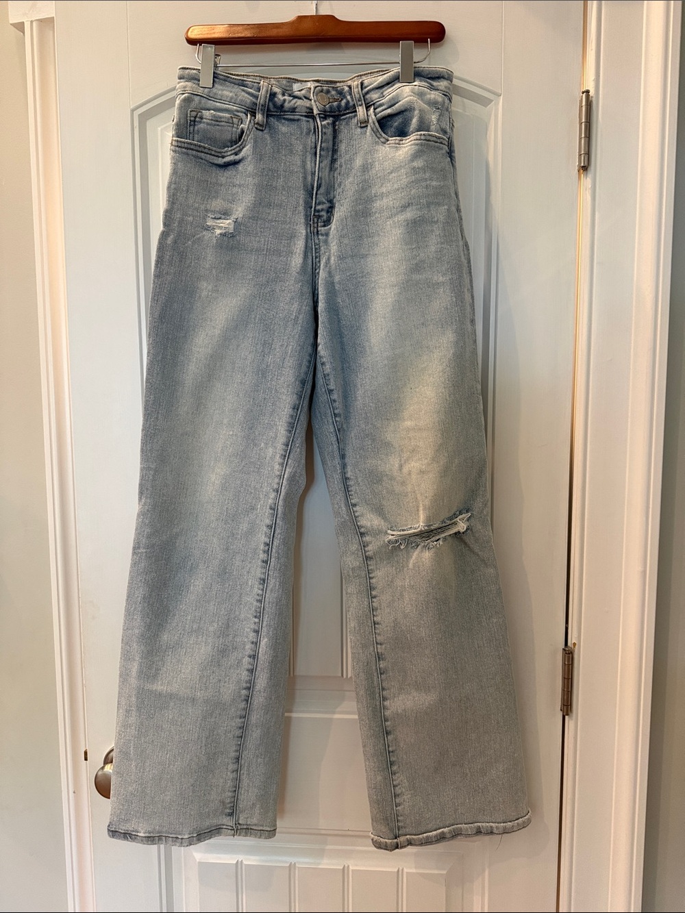 Vervet Light Wash Straight-Leg Women’s Jeans - Light Blue